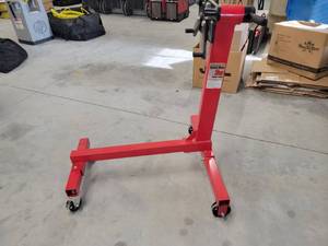 lot 13684 image: Pittsburgh 12 Ton Engine Stand