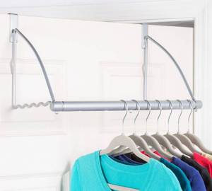 lot 46 image: Over The Door Closet Valet