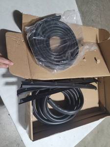 lot 63253 image: Car Window Seal Kit