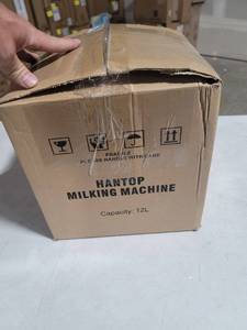 lot 63289 image: Hantop Animal Milking Machine 12L
