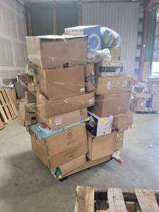 lot 63322 image: The Salvage Pallet