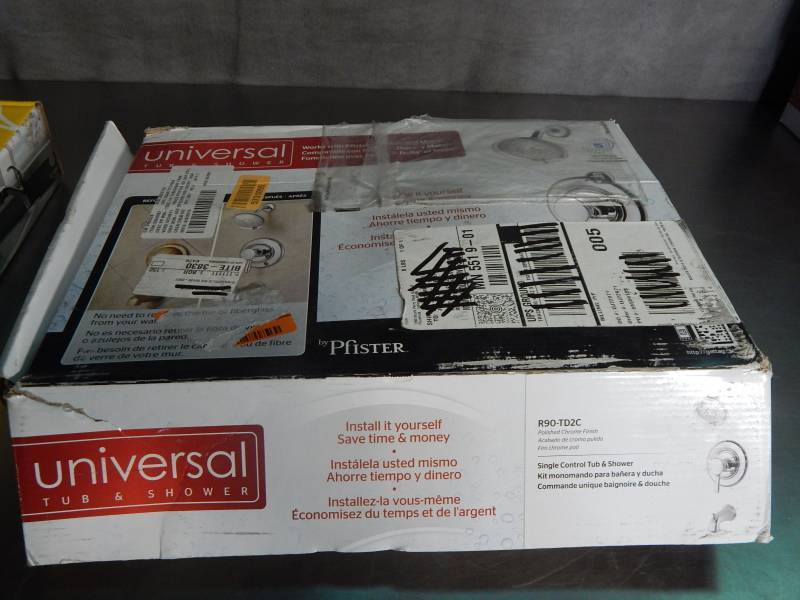 lot 2528 image: Universal Single control Tub and Shower