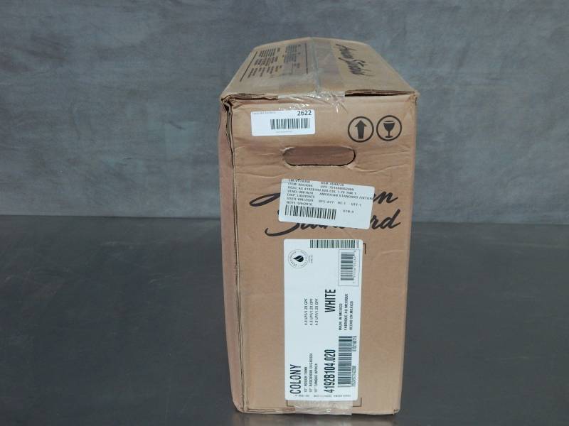 lot 2622 image: American Standard Toilet Tank