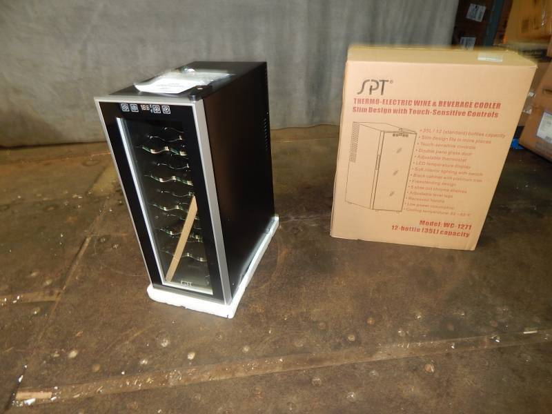 lot 2153 image: SPT Thermo Electric Wine and Beverage Cooler