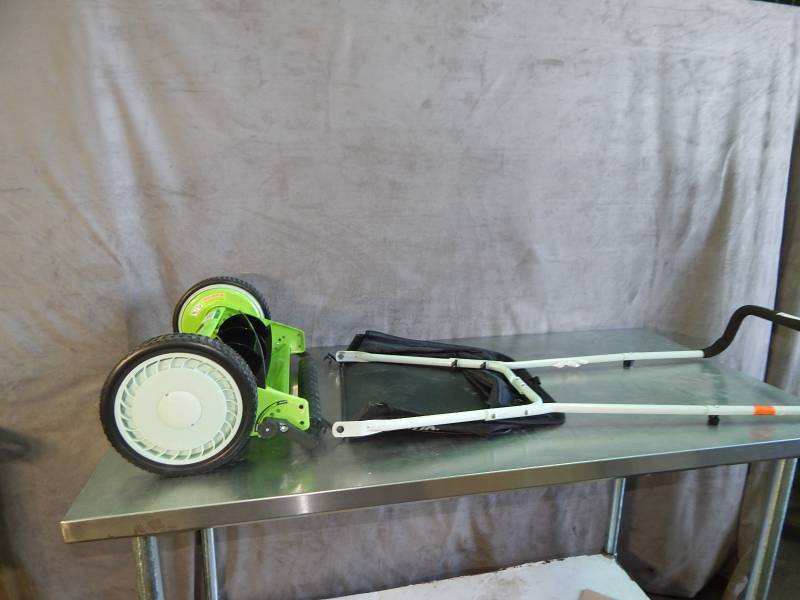 lot 2180 image: Greenworks 16 Reel Mower