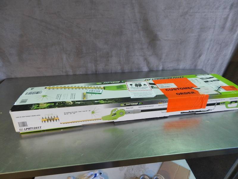 lot 2182 image: Earthwise 24v Pole Hedge Trimmer