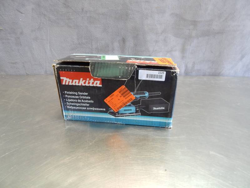 lot 2225 image: Makita Finishing Sander