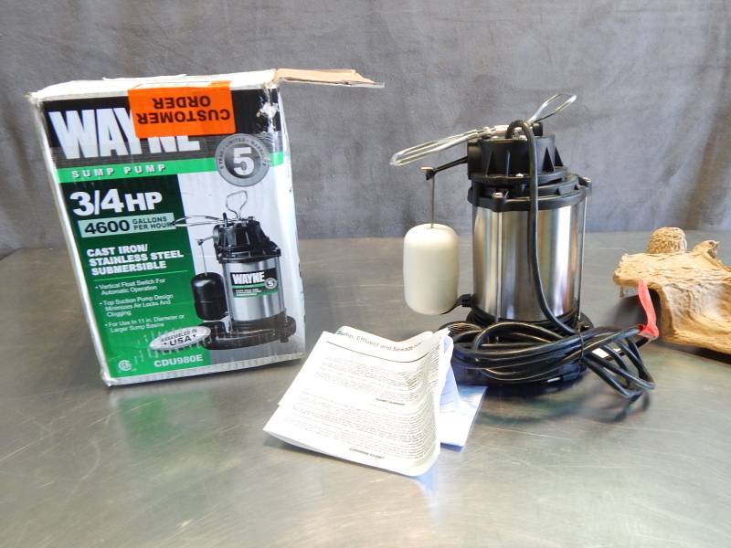 lot 2252 image: Wayne 34hp Submersible Sump Pump