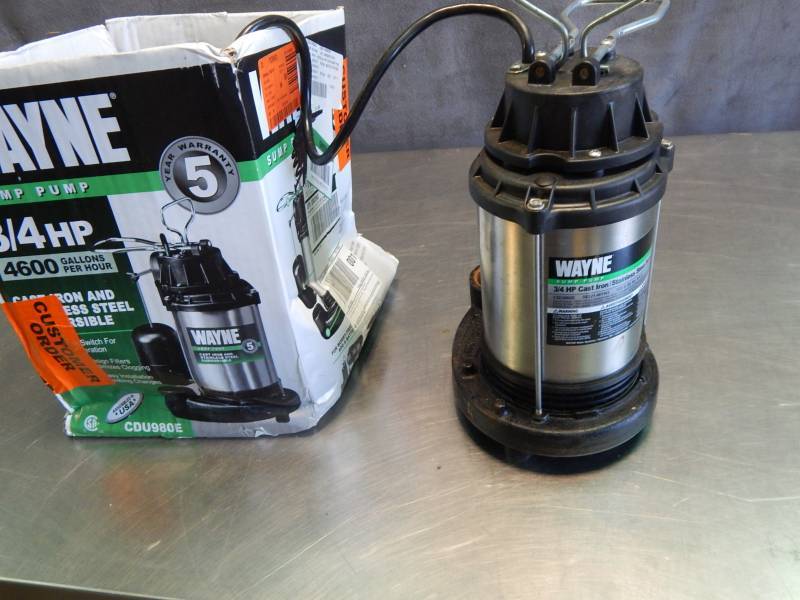 lot 2255 image: Wayne 34hp Submersible Sump Pump