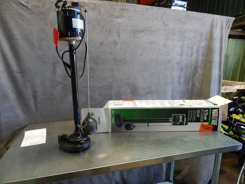 lot 2257 image: Wayne 13hp Pedestal Sump Pump