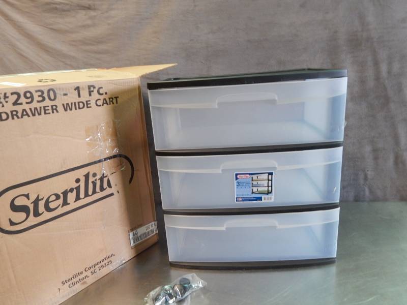 lot 2444 image: Sterilite 3 Drawer Wide Cart