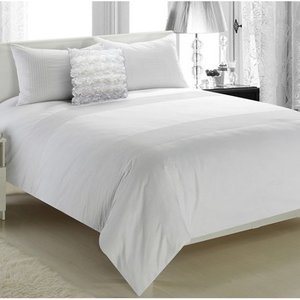 lot 64604 image: Maison Condelle Adrien Lewis - Anthony 3 Piece Duvet Cover Set