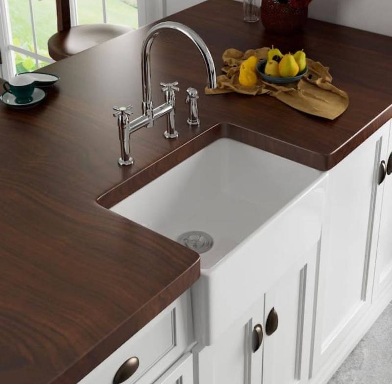 lot 22059 image: Eridanus White Ceramic 24 in. Rectangular Single Bowl Farmhouse Apron Kitchen Sink with Grid and Strainer