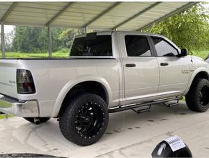 lot 17767 image: LED TAIL LIGHTS CHROME HOUSING REDCLEAR LENS 2009-18 DODGE RAM
