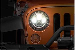 lot 17816 image: AXIAL LED HALO HEADLIGHTS WITH DRL AND AMBER TURN SIGNALS