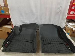 lot 17844 image: WEATHERTECH FLOOR MATS