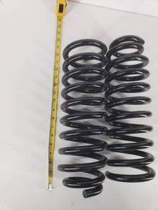 lot 22722 image: 16 Suspension Springs
