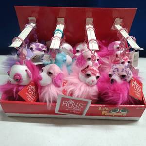 lot 8560 image: RUSS LIL PEEPERS BACKPACK KEY CHAINS