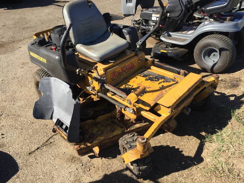 lot 1350 image: HUSTLER FASTRAK SUPER DUTY COMMERCIAL GRADE MOWER