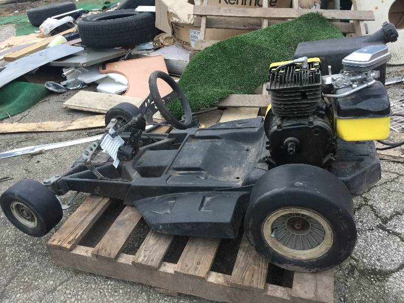 lot 2001 image: GO KART#1  ON PALLET