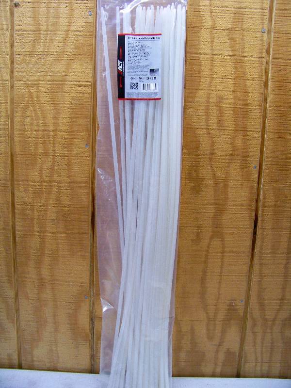 lot 647 image: 50 ACT Extra Heavy Duty Cable Ties