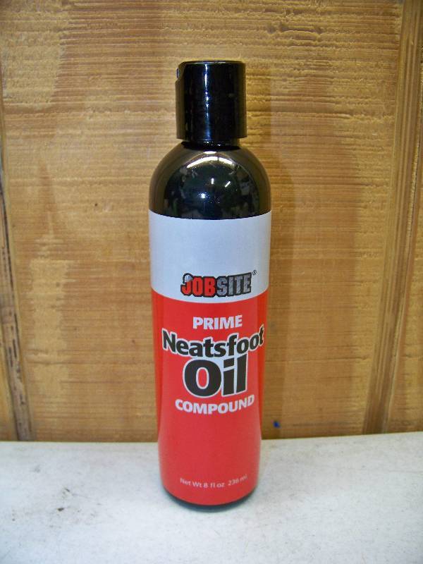 lot 676 image: 6 Bottles JobSite Prime Neatsfoot Oil Compound
