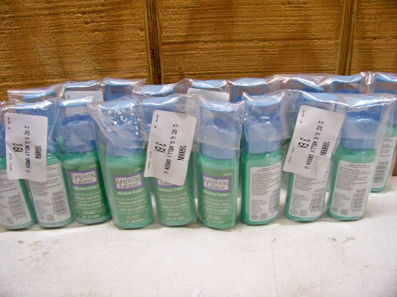 lot 700 image: 24 Bottles Gallery Glass Window Color