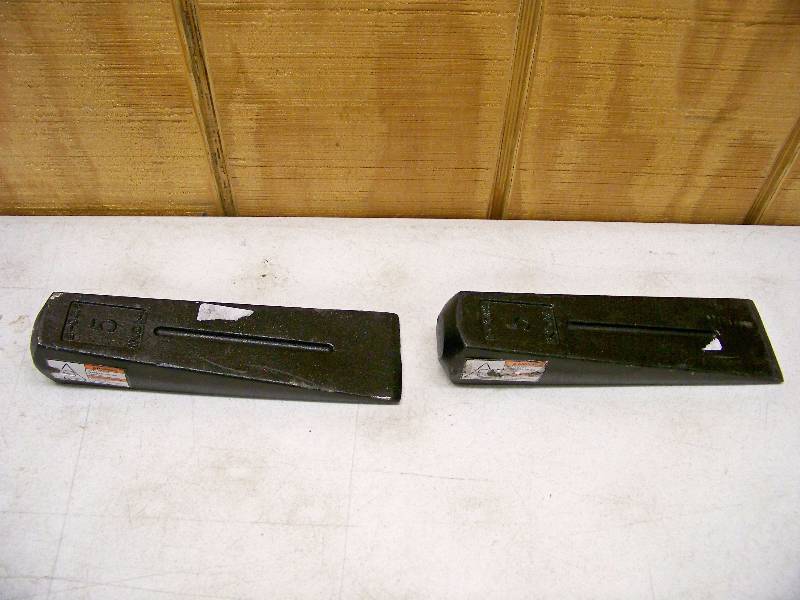 lot 846 image: 2 Wood Splitting Wedges
