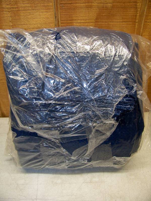 lot 876 image: Tarp
