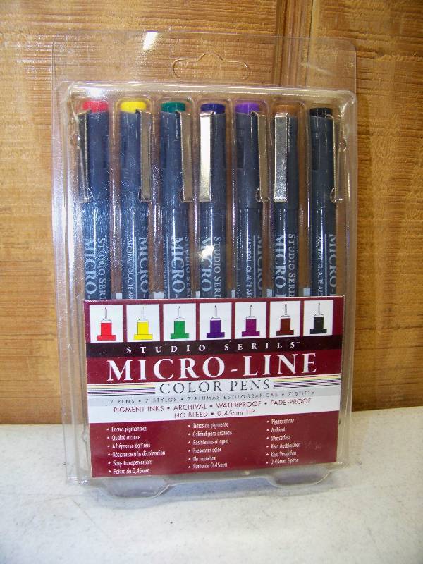 lot 885 image: Set of 7 Studio Series Micro-Line Colored Pens
