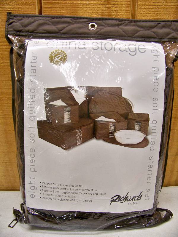 lot 901 image: 8 Piece China Storage Set