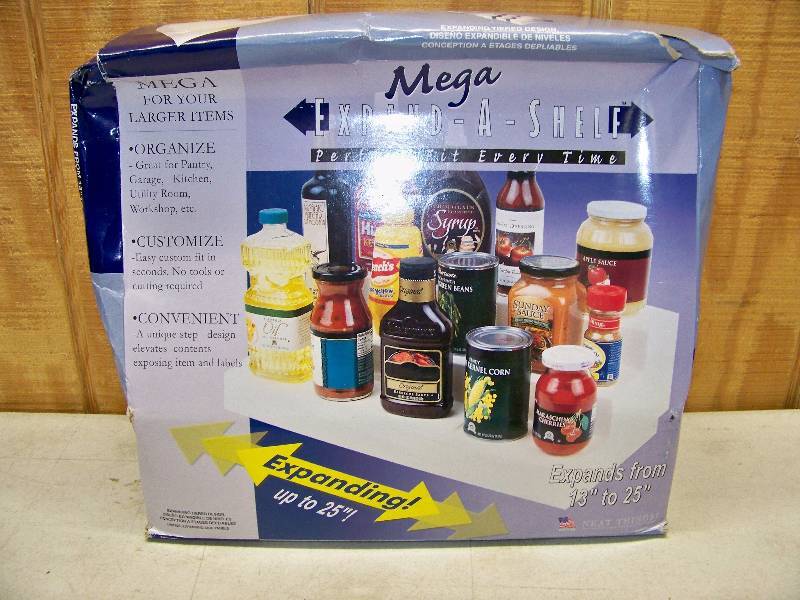 lot 910 image: Mega Expand-A-Shelf