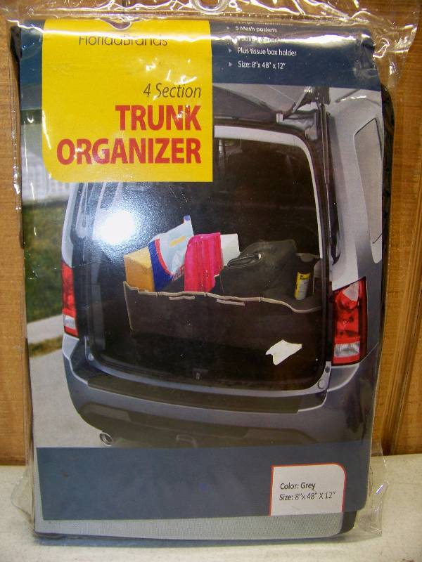lot 924 image: 4 Section Trunk Organizer