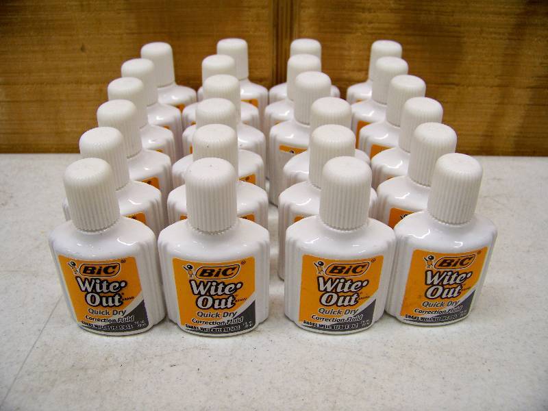 lot 948 image: 24 Bottles of White Out