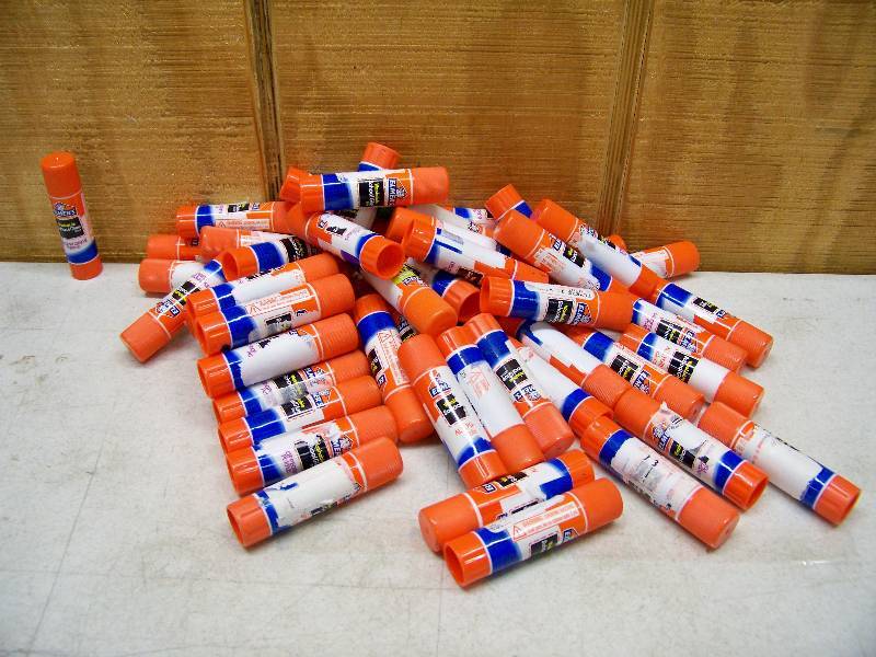 lot 952 image: 56 Elmers Glue Sticks