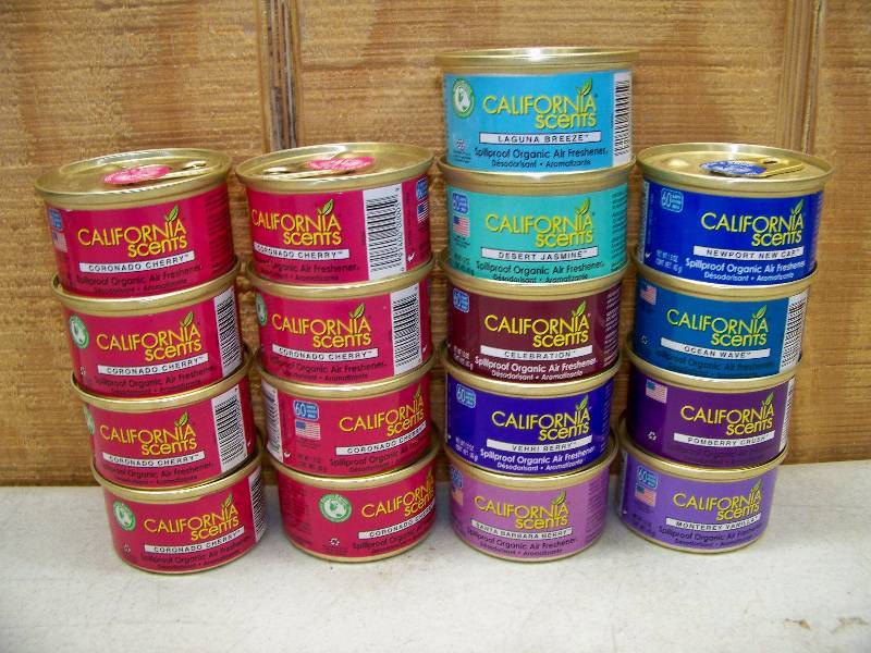 lot 961 image: 17 California Scents Spillproof Organic Air Fresheners