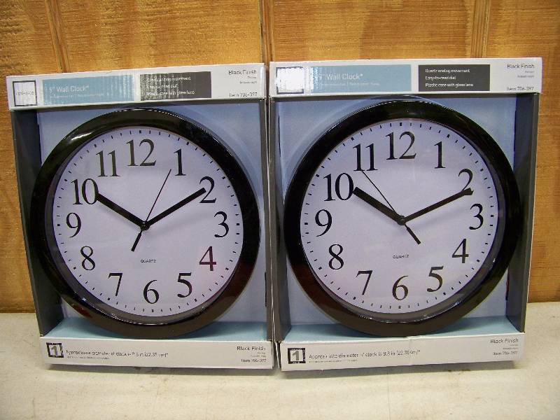 lot 962 image: 2 Real Space Wall Clocks