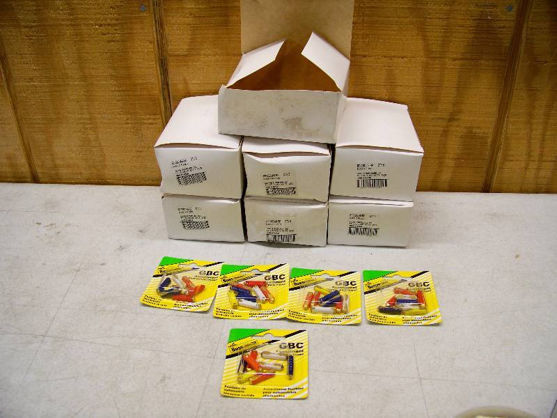 lot 999 image: 35 Packages Bussmann GBC Assorted Fuses