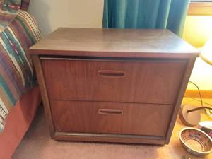 lot 5629 image: 2 Drawer Mid-century Night Stand