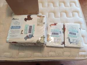 lot 5690 image: Dachshund Queen Sheets and Pillow Cases