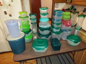 lot 5771 image: Plastic Storage Containers