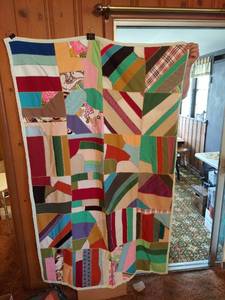 lot 5778 image: Quilt