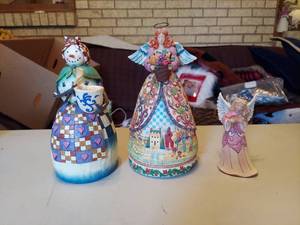 lot 5783 image: 3 Jim Shore Figurines - 2 Angels and Snowman