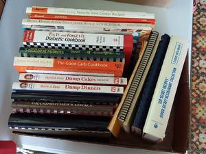 lot 5799 image: Cookbooks