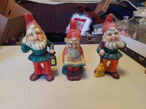 lot 5816 image: 3 Gnomes