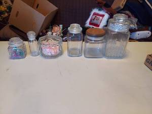 lot 5818 image: Canisters