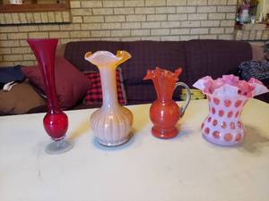 lot 5721 image: assorted vases