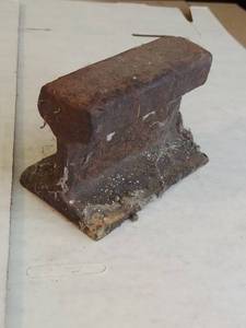 lot 5835 image: Short Chunk of Rail