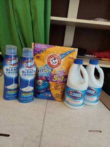 lot 5836 image: Laundry supplies, full