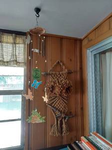 lot 5859 image: Hanging Decor - Yarn Owl, 2 Windchimes and Snowman